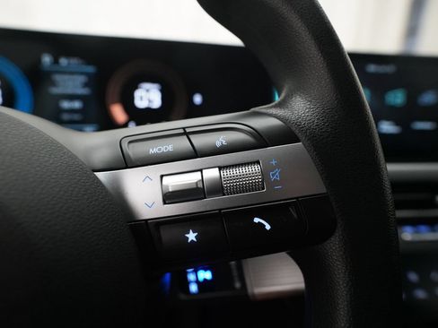 Used 2025 Hyundai Sonata SEL FWD image 18
