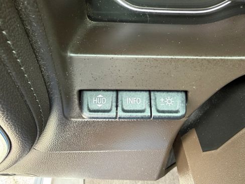 Used 2021 GMC Sierra 2500 Denali w/ Denali Ultimate Package image 23