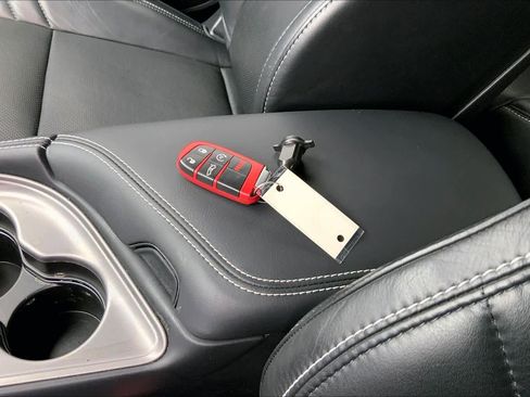 Used 2023 Dodge Challenger SRT Hellcat image 15