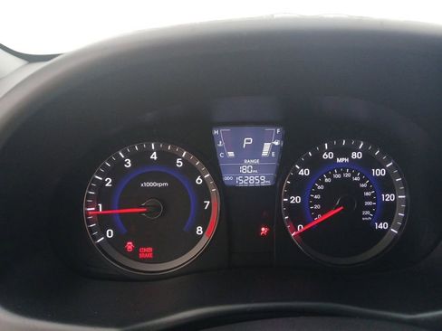 Used 2012 Hyundai Accent SE FWD image 7