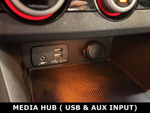 Used 2023 Subaru Crosstrek 2.5i Limited w/ Moonroof Package image 9