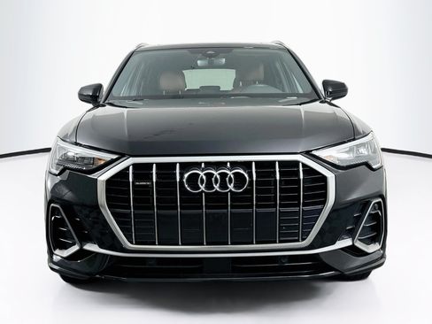 Used 2022 Audi Q3 2.0T Premium AWD/4WD image 2