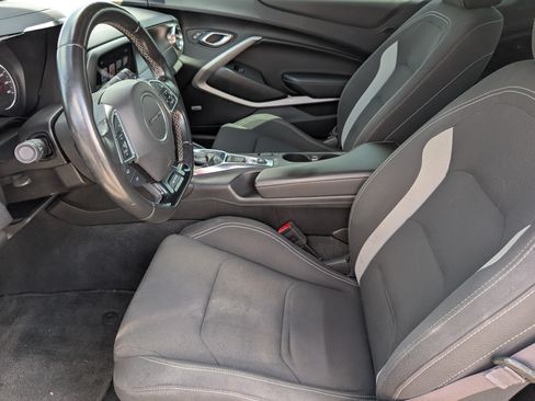 Used 2017 Chevrolet Camaro LT w/ Technology Package RWD image 12
