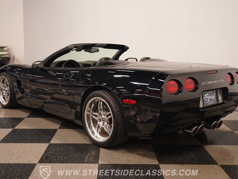 Used 2000 Chevrolet Corvette Convertible w/ Memory Pkg image 11