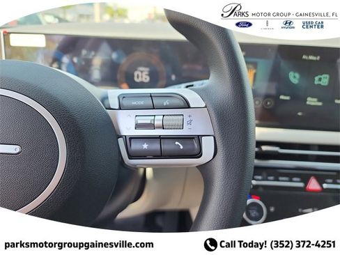 New 2025 Hyundai Tucson SEL image 28