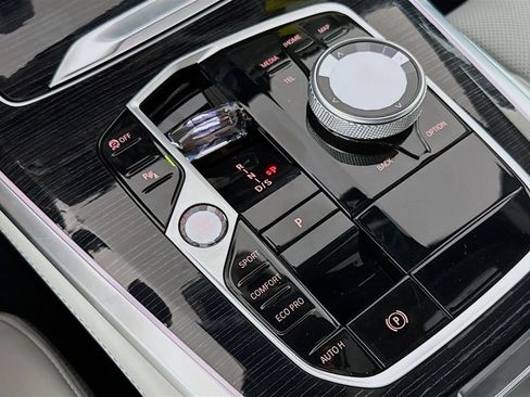 New 2026 BMW X5 sDrive40i w/ Executive Package image 17