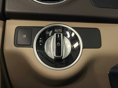 Used 2012 Mercedes-Benz C 300 4MATIC Sedan image 13