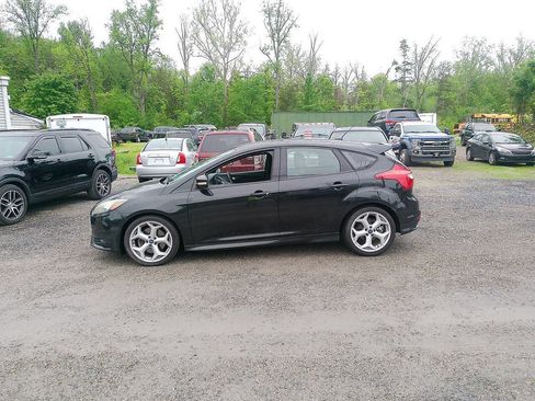 Used 2013 Ford Focus ST FWD image 5