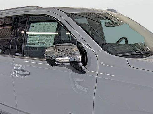 New 2026 Chevrolet Tahoe Premier w/ Sun And Tow Package AWD/4WD image 15