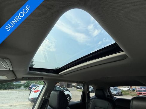 Used 2023 Honda CR-V EX-L image 5