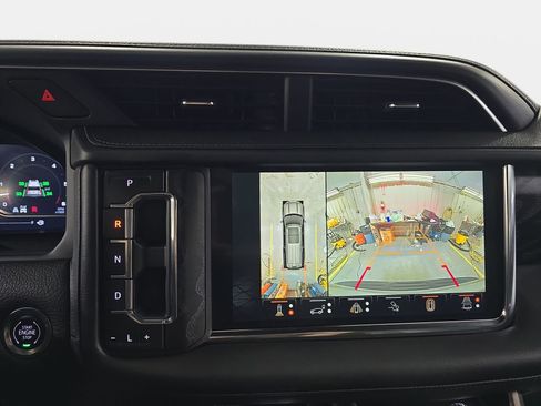 Used 2024 GMC Yukon XL Denali w/ Denali Reserve Package AWD/4WD image 23