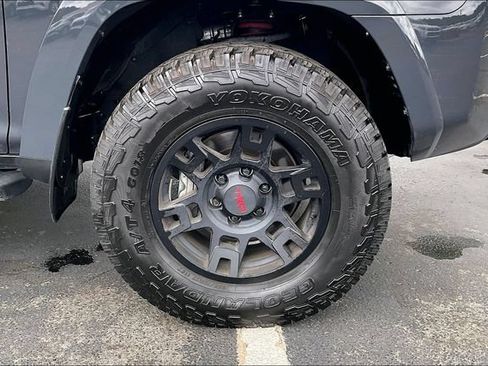 Used 2024 Toyota 4Runner TRD Pro AWD/4WD image 9