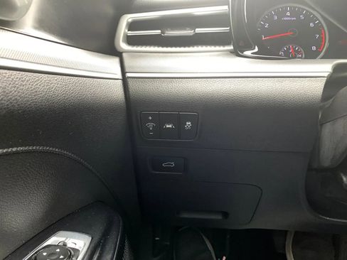Used 2022 Kia K5 LX FWD image 19