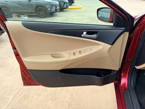 Used 2012 Hyundai Sonata GLS FWD image 10