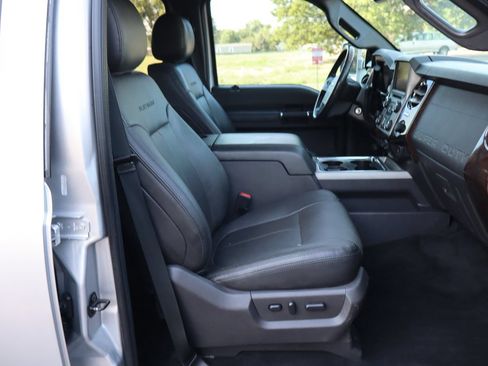 Used 2015 Ford F350 Platinum w/ Platinum Package AWD/4WD image 22