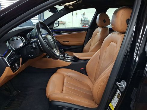 Used 2018 BMW 530i xDrive image 8