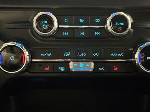Used 2024 Ford F150 XLT w/ Equipment Group 302A MID AWD/4WD image 19