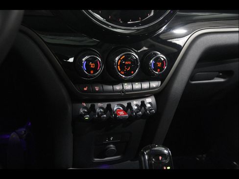 Certified 2024 MINI Cooper Countryman S AWD/4WD image 14