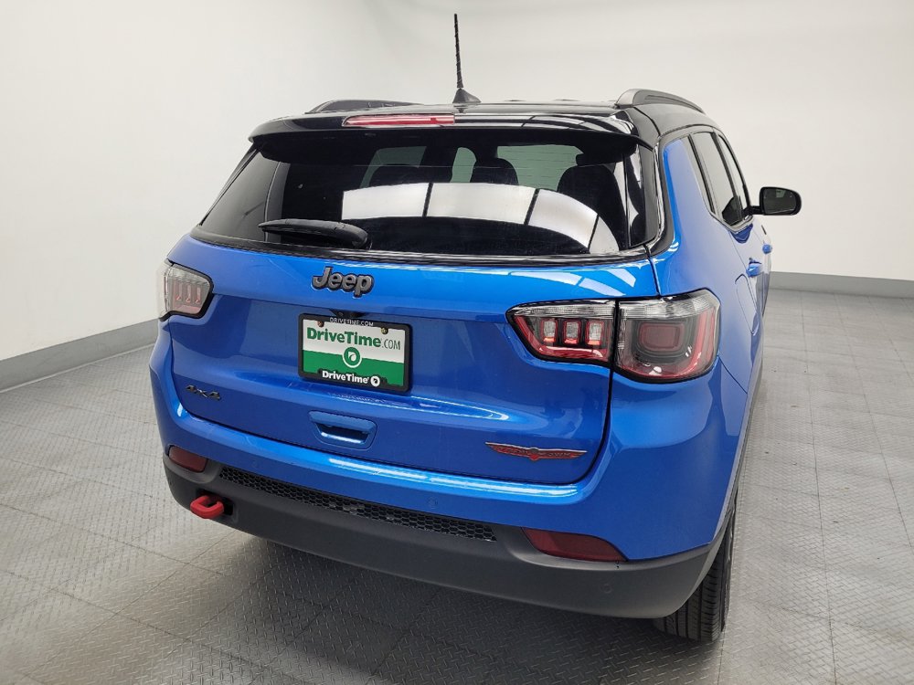 Used 2025 Jeep Compass Trailhawk AWD/4WD image 7