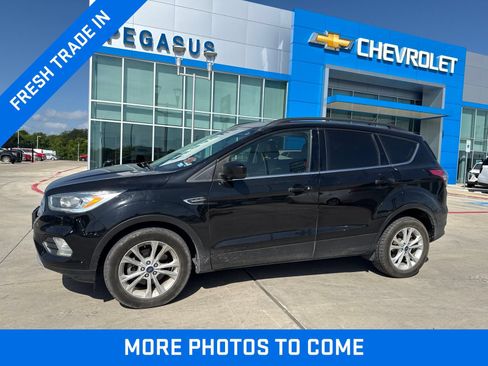 Used 2018 Ford Escape SEL FWD image 1