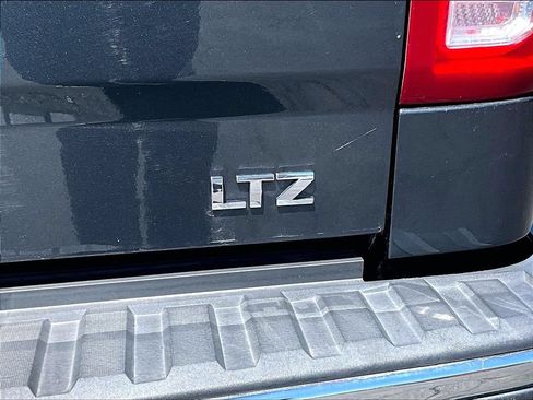 Used 2017 Chevrolet Silverado 1500 LTZ w/ Sport Package AWD/4WD image 9
