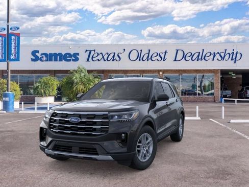 New 2026 Ford Explorer Active w/ Active Comfort Package RWD image 2