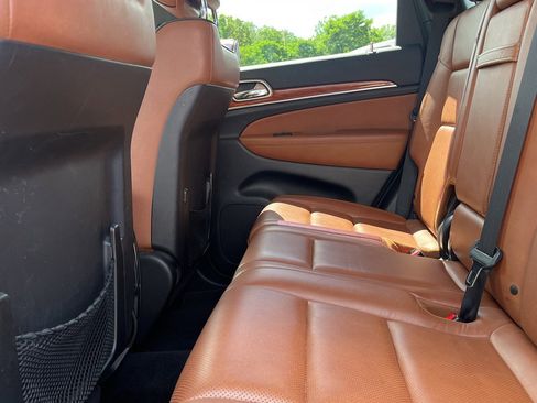 Used 2013 Jeep Grand Cherokee Overland w/ Advance Technology Group image 14