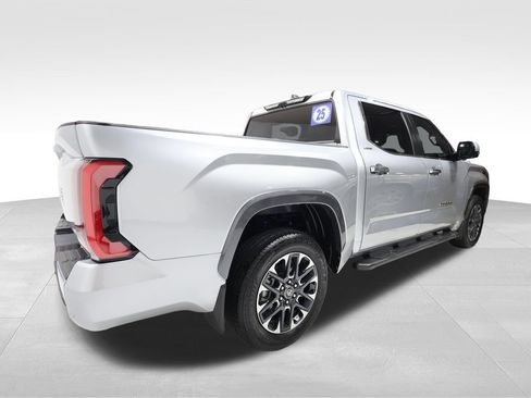 Used 2025 Toyota Tundra Limited AWD/4WD image 4