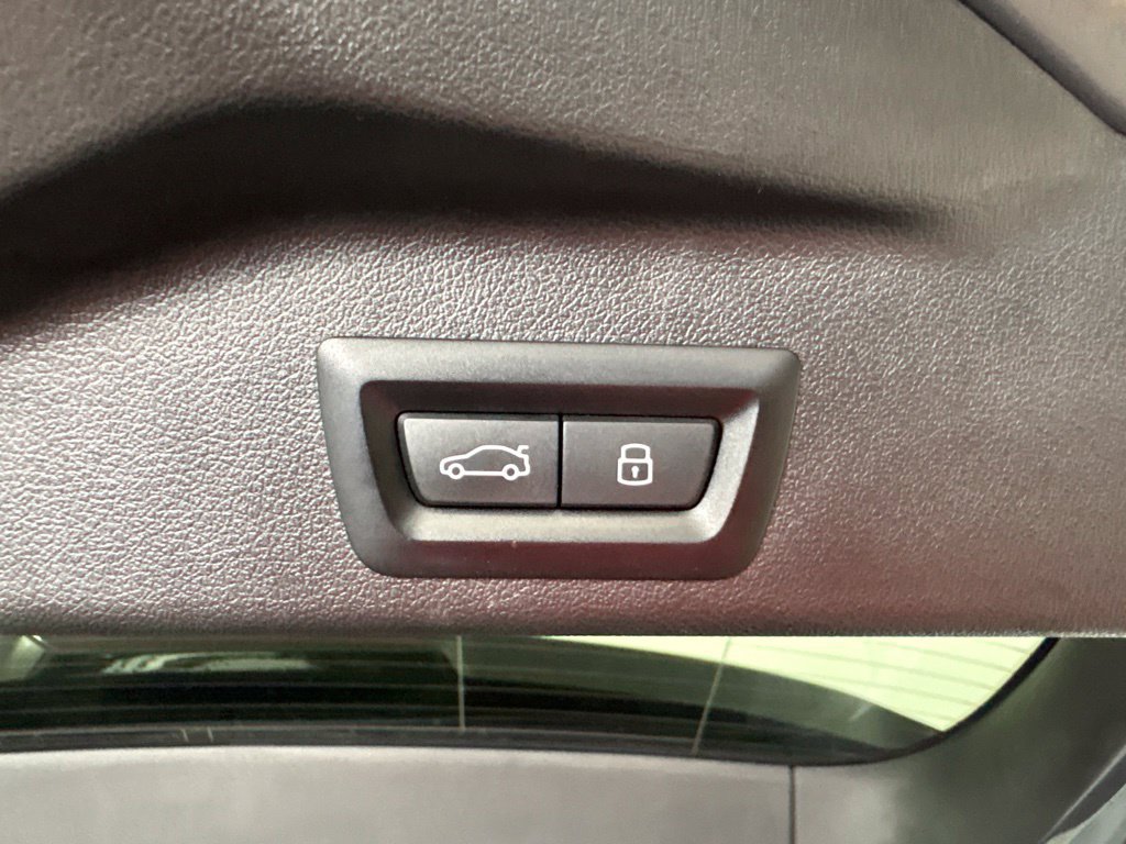 Certified 2024 BMW X5 sDrive40i w/ Premium Package RWD image 34