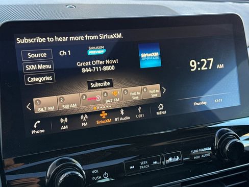 Used 2022 Nissan Armada SL w/ Captain's Chairs Package image 16