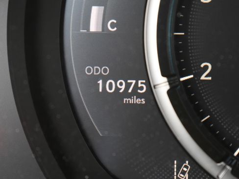 Certified 2025 Lexus IS 350 F Sport image 20