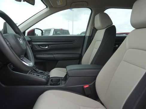 Used 2024 Honda CR-V LX image 11