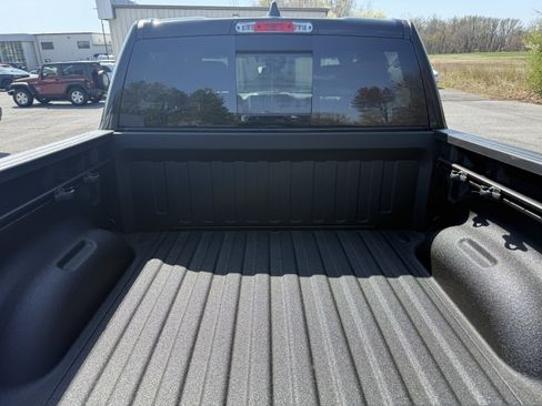 New 2026 RAM 1500 Express image 7