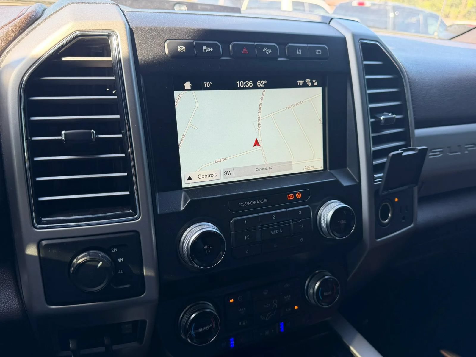 Used 2019 Ford F350 King Ranch w/ King Ranch Ultimate Package AWD/4WD image 26