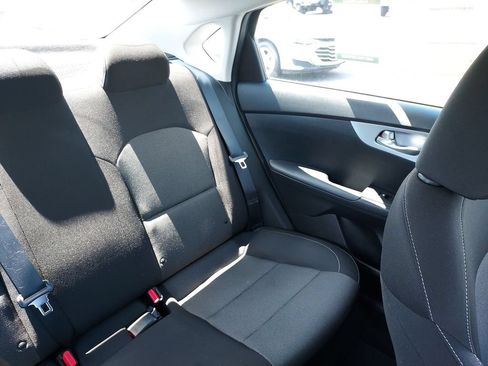 Used 2024 Kia Forte LX FWD image 14