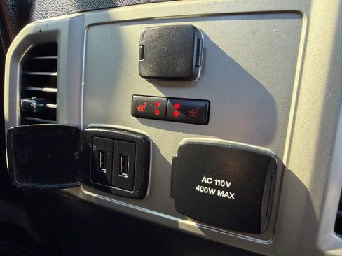 Used 2017 Ford F150 Lariat w/ Equipment Group 502A Luxury AWD/4WD image 28