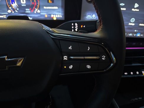 Certified 2025 Chevrolet Traverse RS w/ LPO, Floor Liner Package image 15