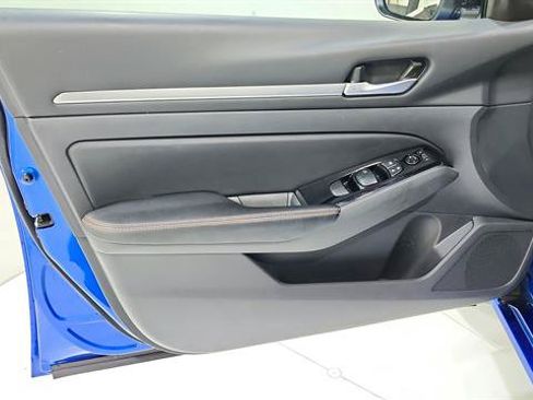 Certified 2025 Nissan Altima 2.5 SR FWD image 20