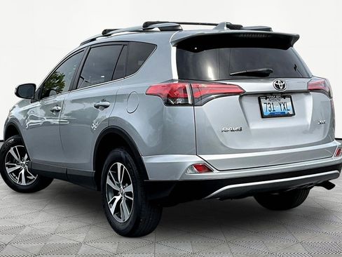 Used 2018 Toyota RAV4 XLE w/ Plus Extra Value Package FWD image 4