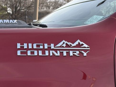 Used 2021 Chevrolet Silverado 2500 High Country w/ Z71 Off-Road Package image 29