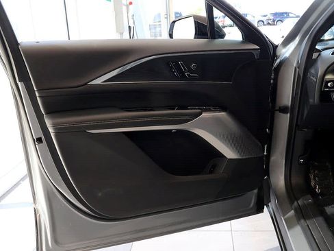 Used 2024 Cadillac Lyriq Luxury AWD/4WD image 27