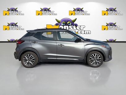 Used 2021 Nissan Kicks SR w/ Exterior Package