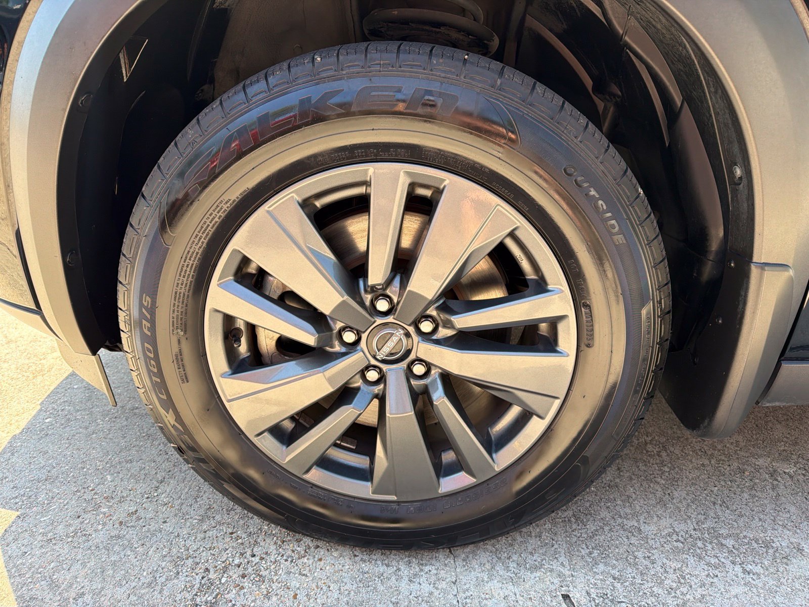 Used 2024 Nissan Pathfinder SV w/ SV Premium Package FWD image 7