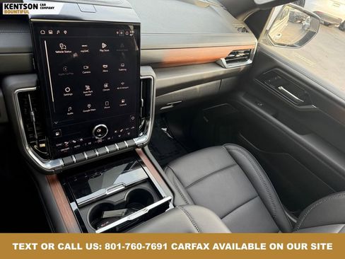 Used 2025 GMC Yukon Denali image 26