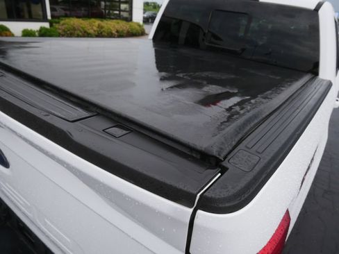Used 2022 Ford F150 Lariat AWD/4WD image 11