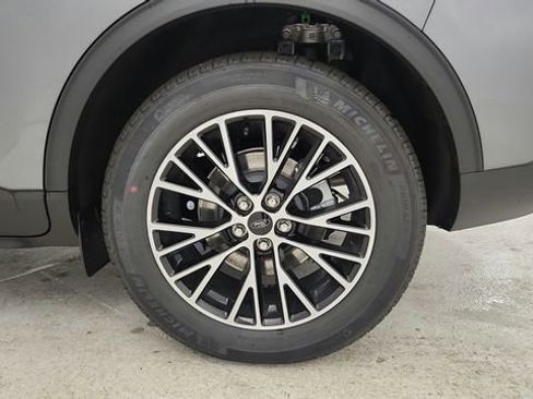 New 2026 Ford Escape SE image 25