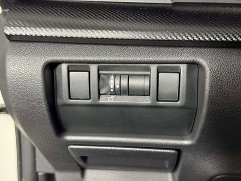 Used 2024 Subaru Crosstrek 2.0i Premium AWD/4WD image 19