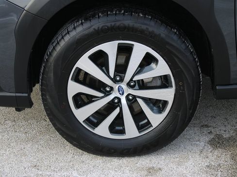 Certified 2024 Subaru Outback Premium image 30