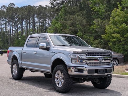 Used 2020 Ford F150 Lariat w/ Equipment Group 502A Luxury image 3