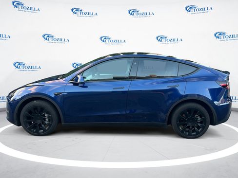Used 2024 Tesla Model Y Long Range image 2